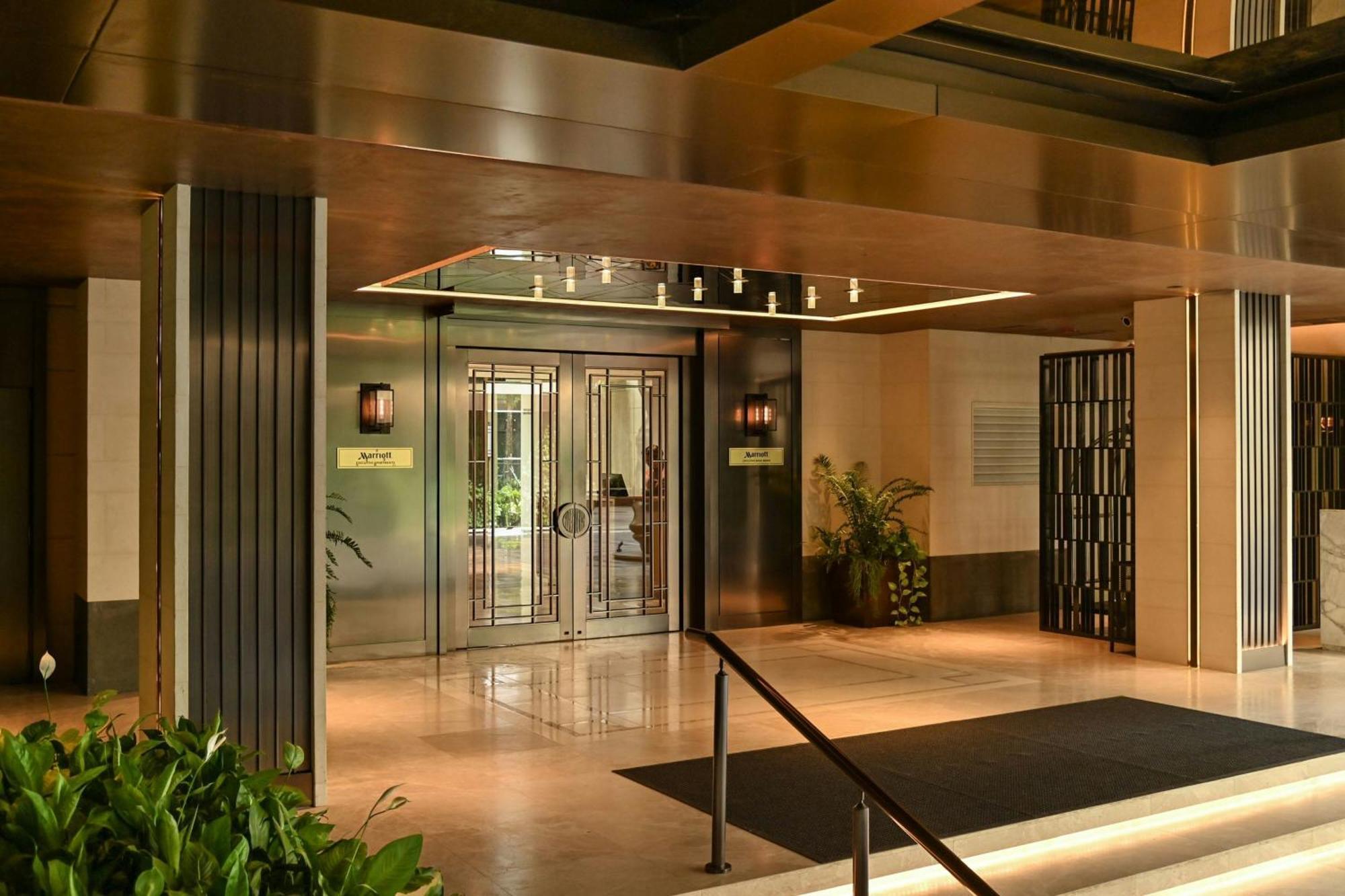 Marriott Executive Apartments, Bangkok Townhall Sukhumvit Екстер'єр фото